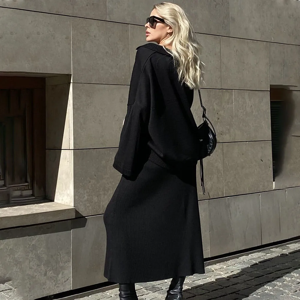Ramona | Knitted set consisting of a loose sweater and long skirt - Image 6
