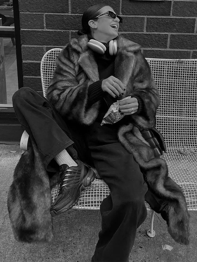 Regina | WINTER TRENCH COAT - Image 2