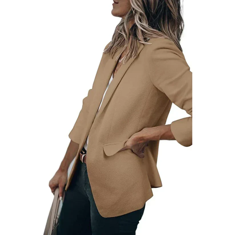 Reina | Modern and fashionable winter clothing item - Image 6