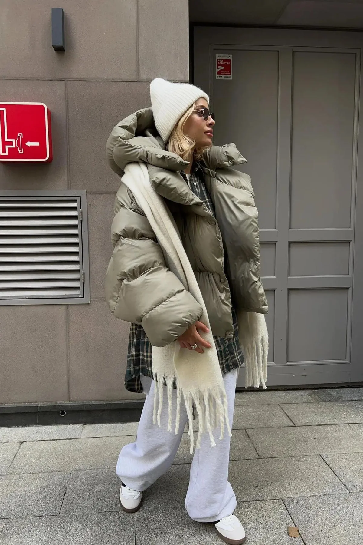 Renata | Cross padded jacket - Image 6