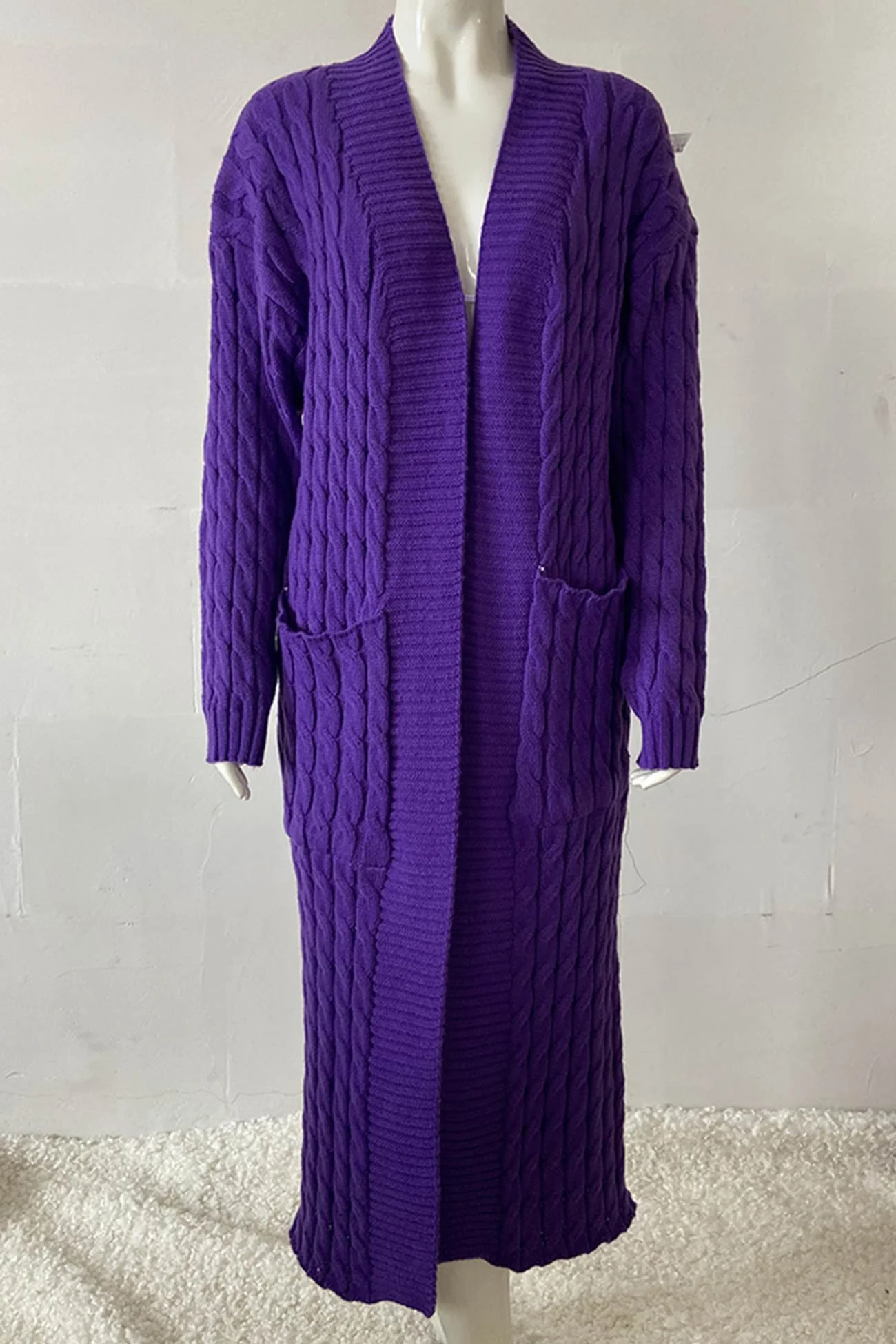 Renata | Long cable knit cardigan with pockets - Image 11