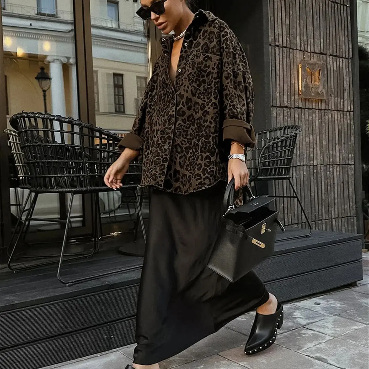 Rocio | Modern long-sleeved top for women - Image 4