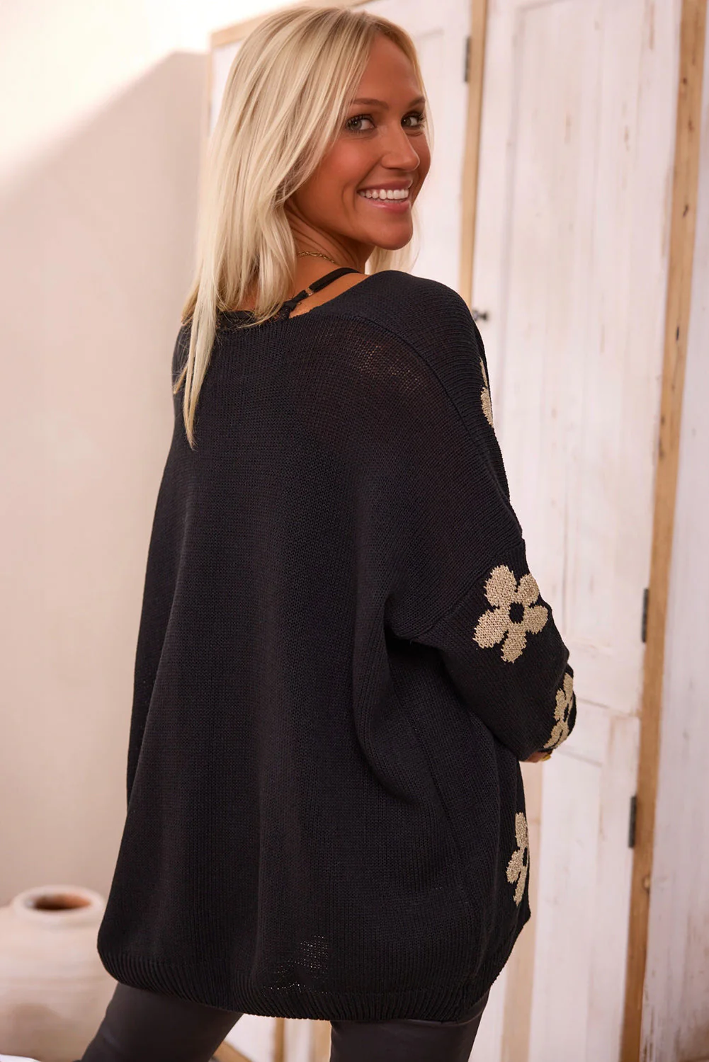 Rocio | Elegant and versatile winter cardigan