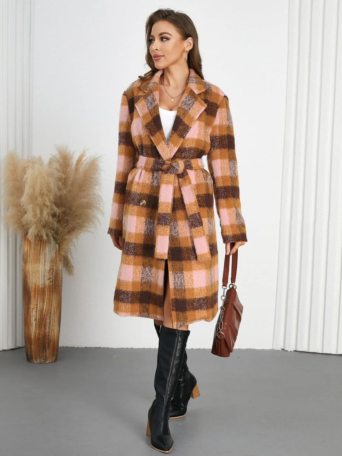 Romina | Tied checked coat with collar - Image 13