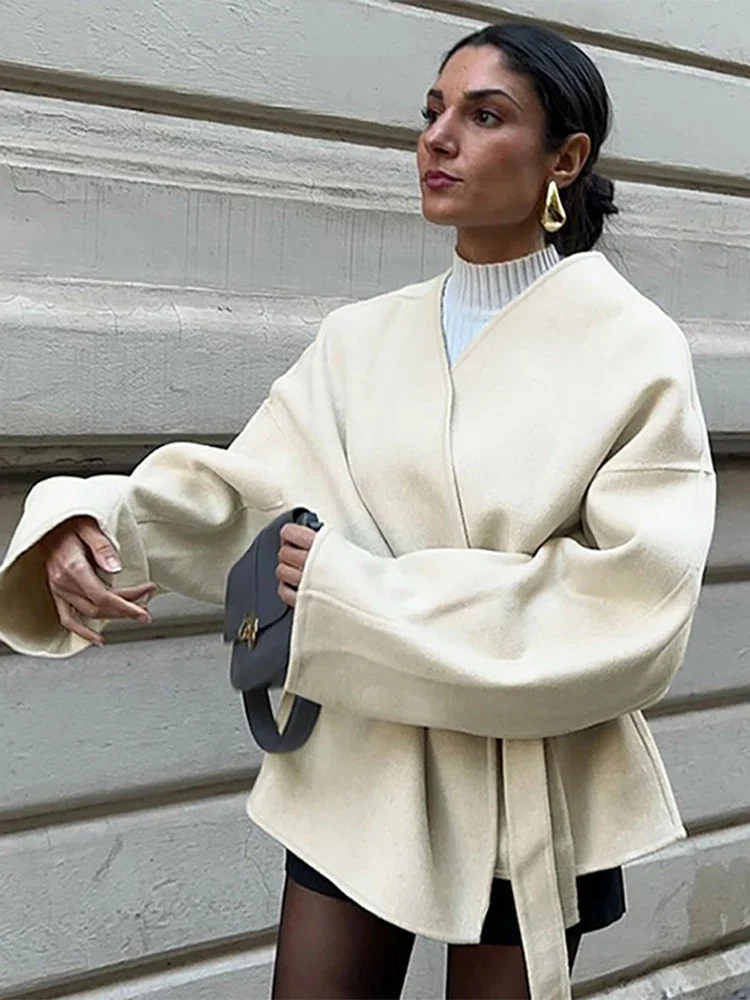 Romina | Warm vintage short coat for women - Image 2