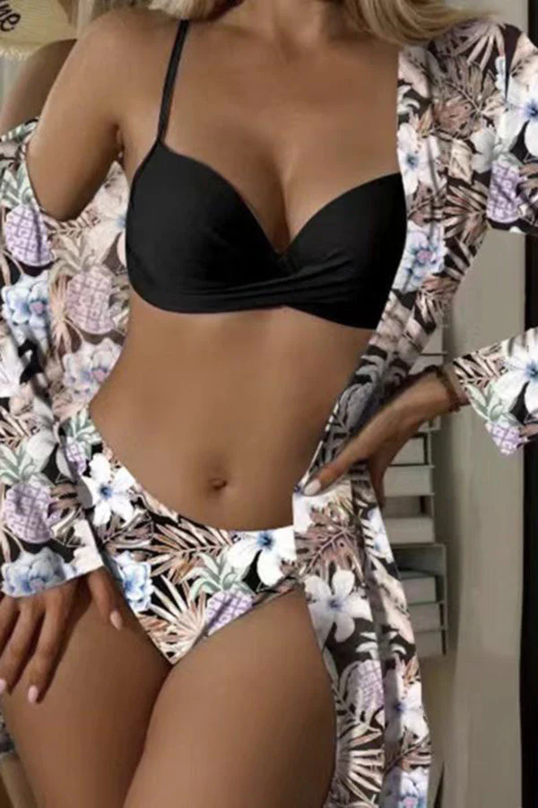 Rosalía® | Tropical Print Wrap Underwire Bikini With Cover-Up - Image 15