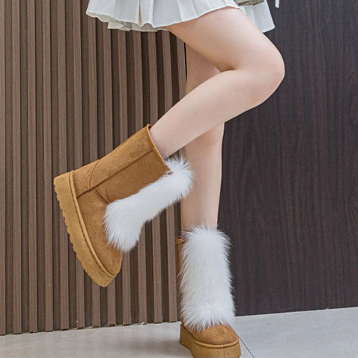 Rosanna | Thermal suede platform boots - Image 2
