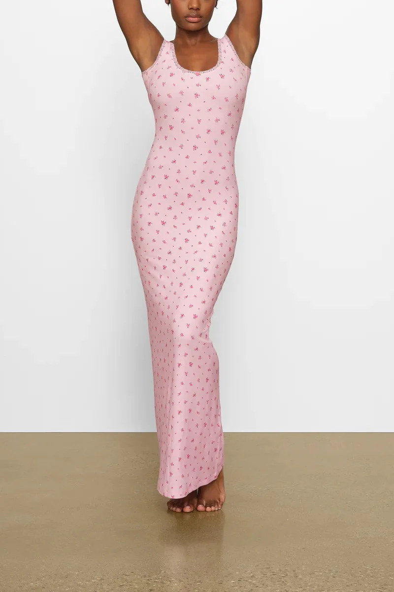 Sara® | Cherry Red Backless Maxi Dress With Floral Print