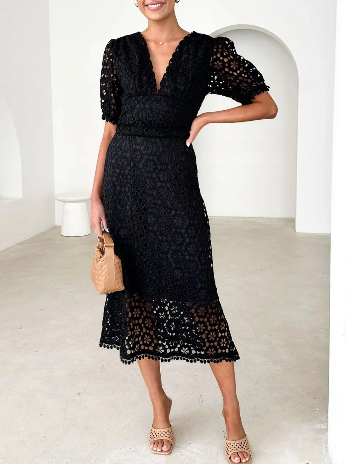 Serena® | Elegant V-Neck Lace Midi Dress With Puff Sleeves - Image 4