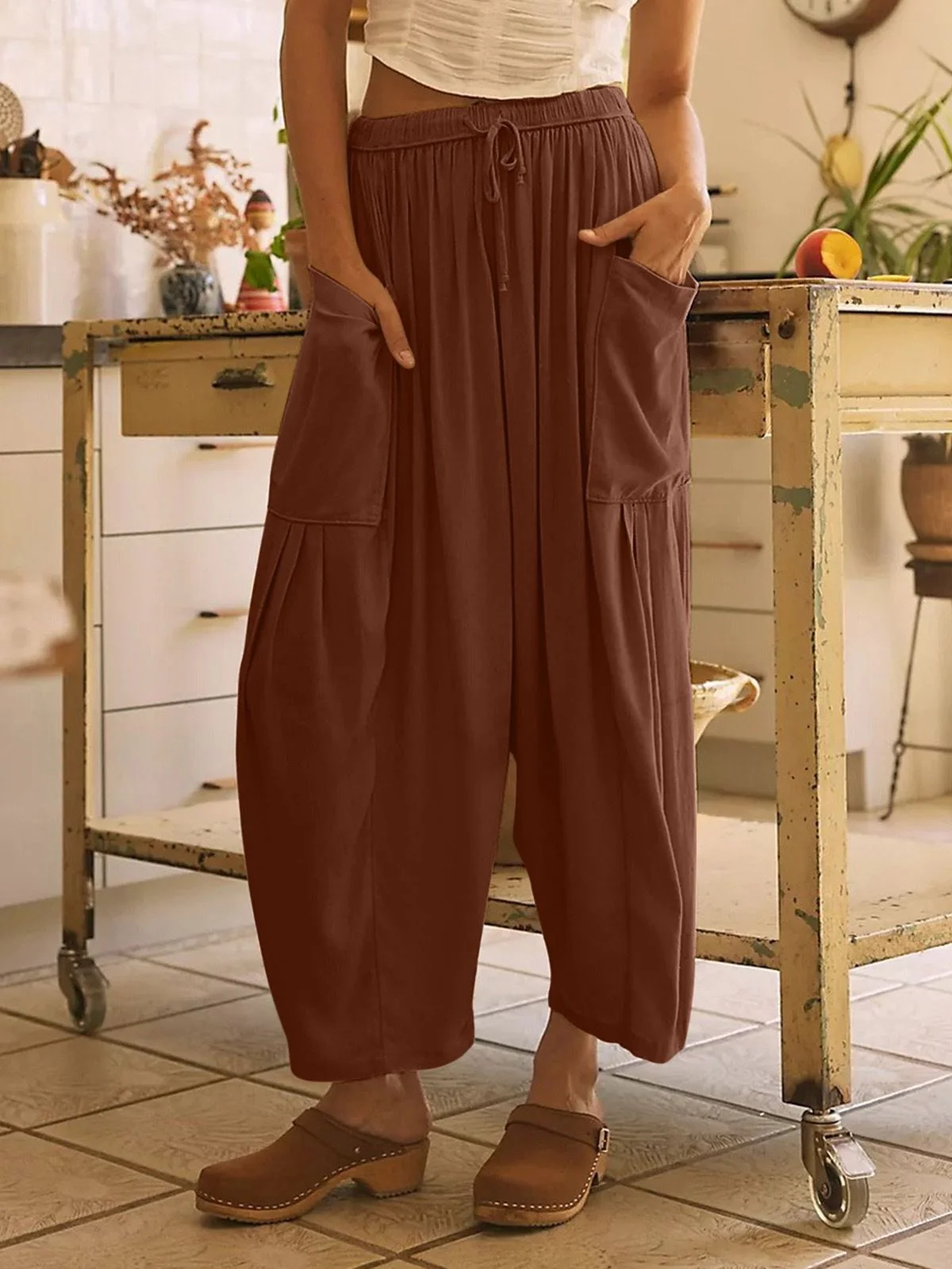 Silvia® | Women'S Comfortable Wide Trousers With Practical Side Pockets And Elastic Waistband - Image 3