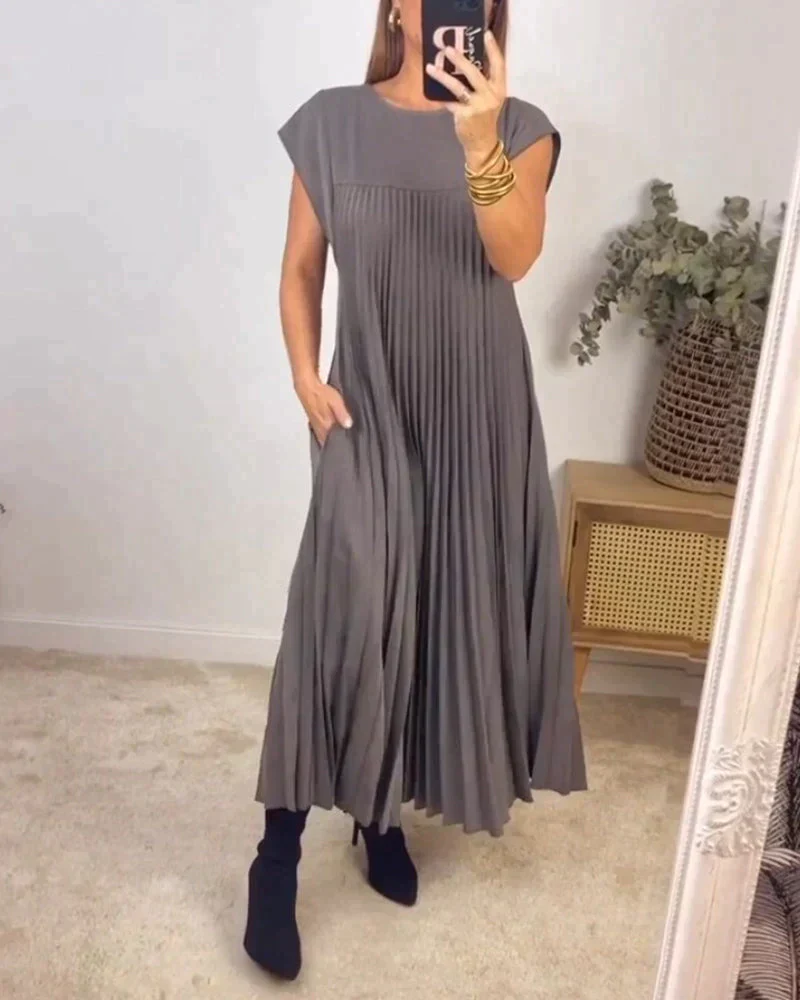 Simona® | Sleeveless Dress With Pleats - Image 10
