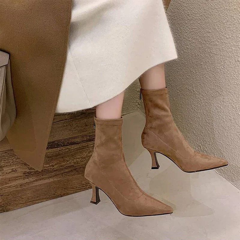 Simona | Women's pointed ankle boots - Image 3