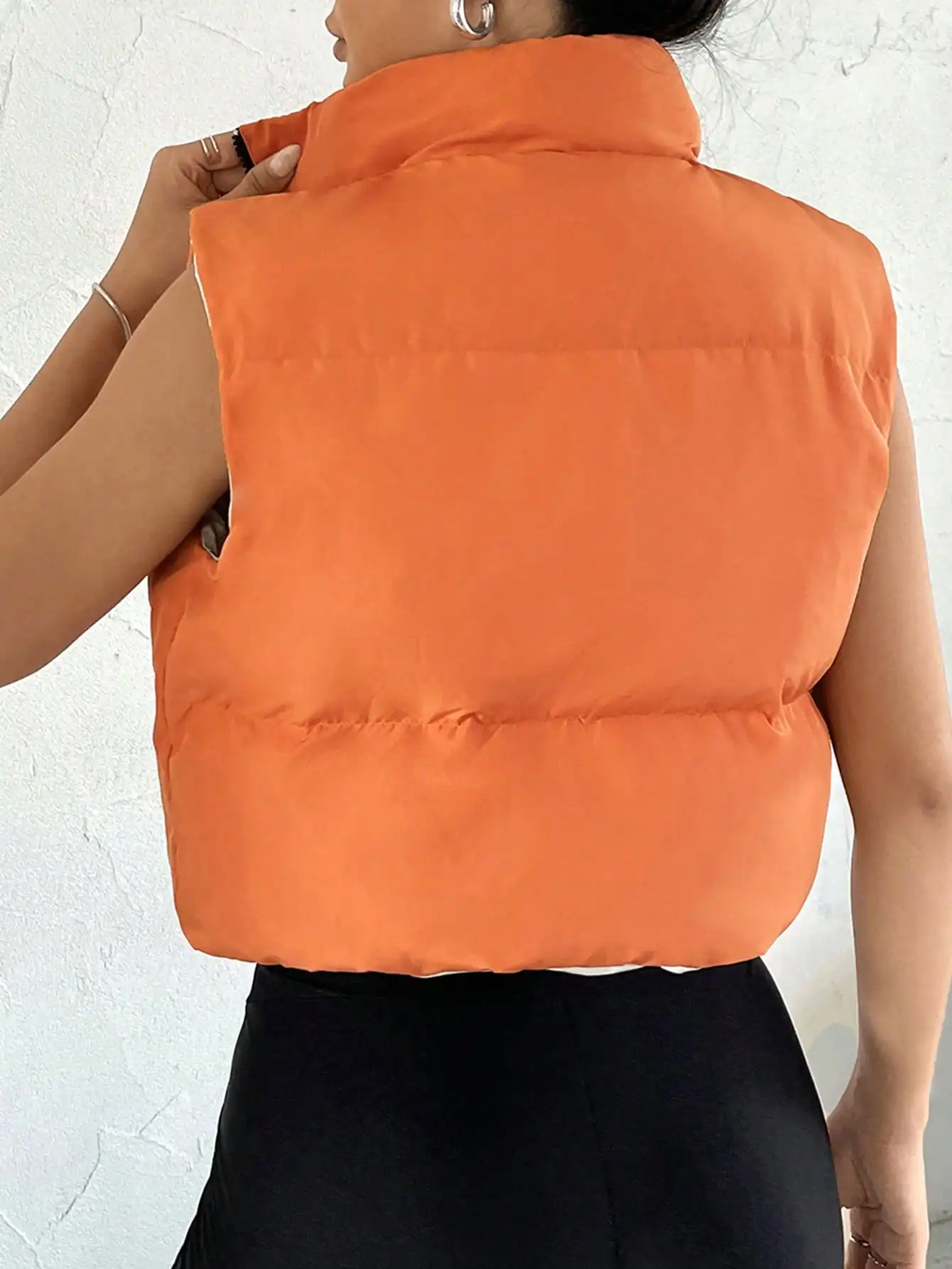 Sofia | Sleeveless women's vest with stand-up collar and zipper