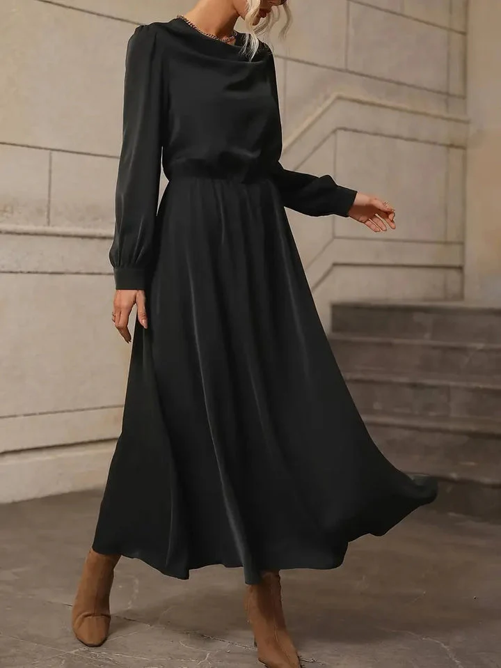 Soraya | Simple and stylish winter dress - Image 14