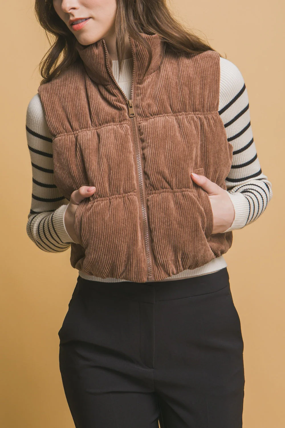 Stefanie | Love Tree corduroy puffer vest with zip and pockets - Image 4