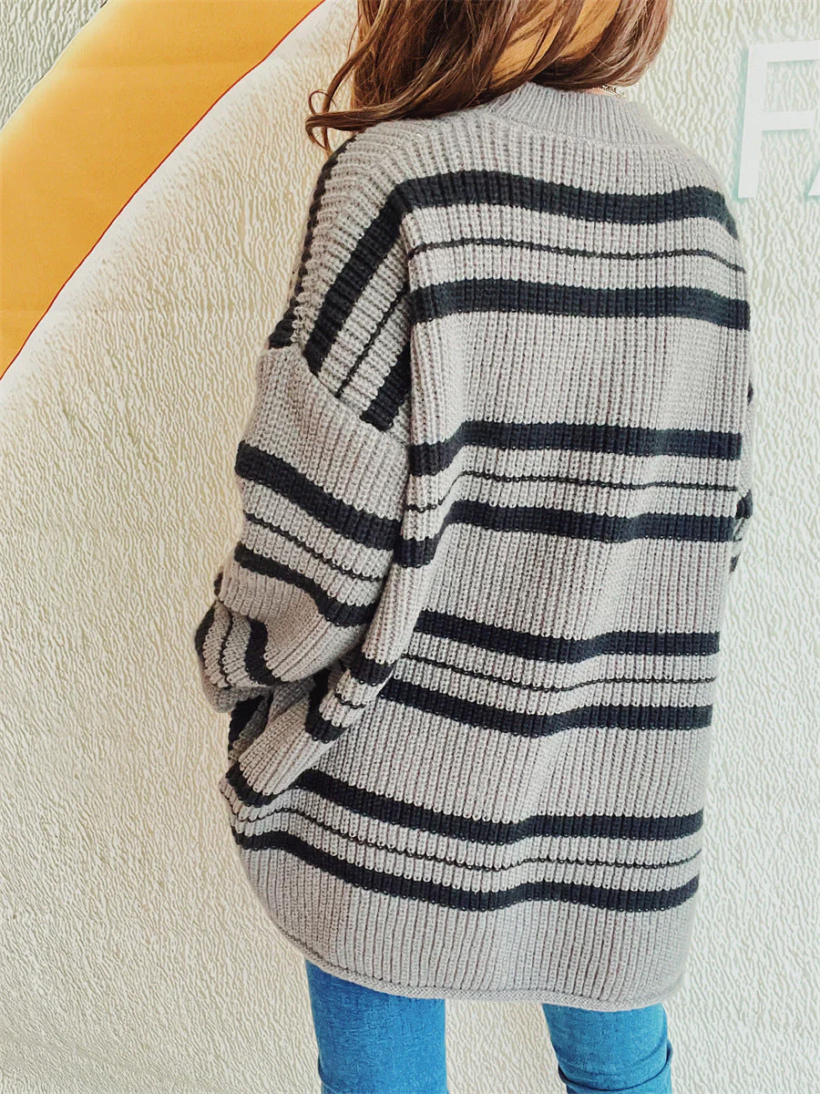 Sybille | Striped long-sleeved sweater with a crew neck - Image 9