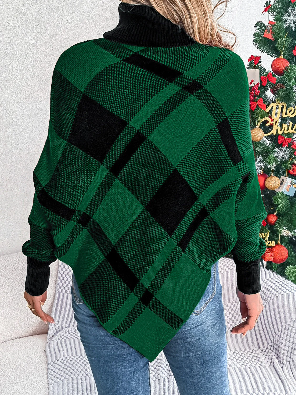 Tabea | Checked turtleneck sweater with batwing sleeves - Image 5