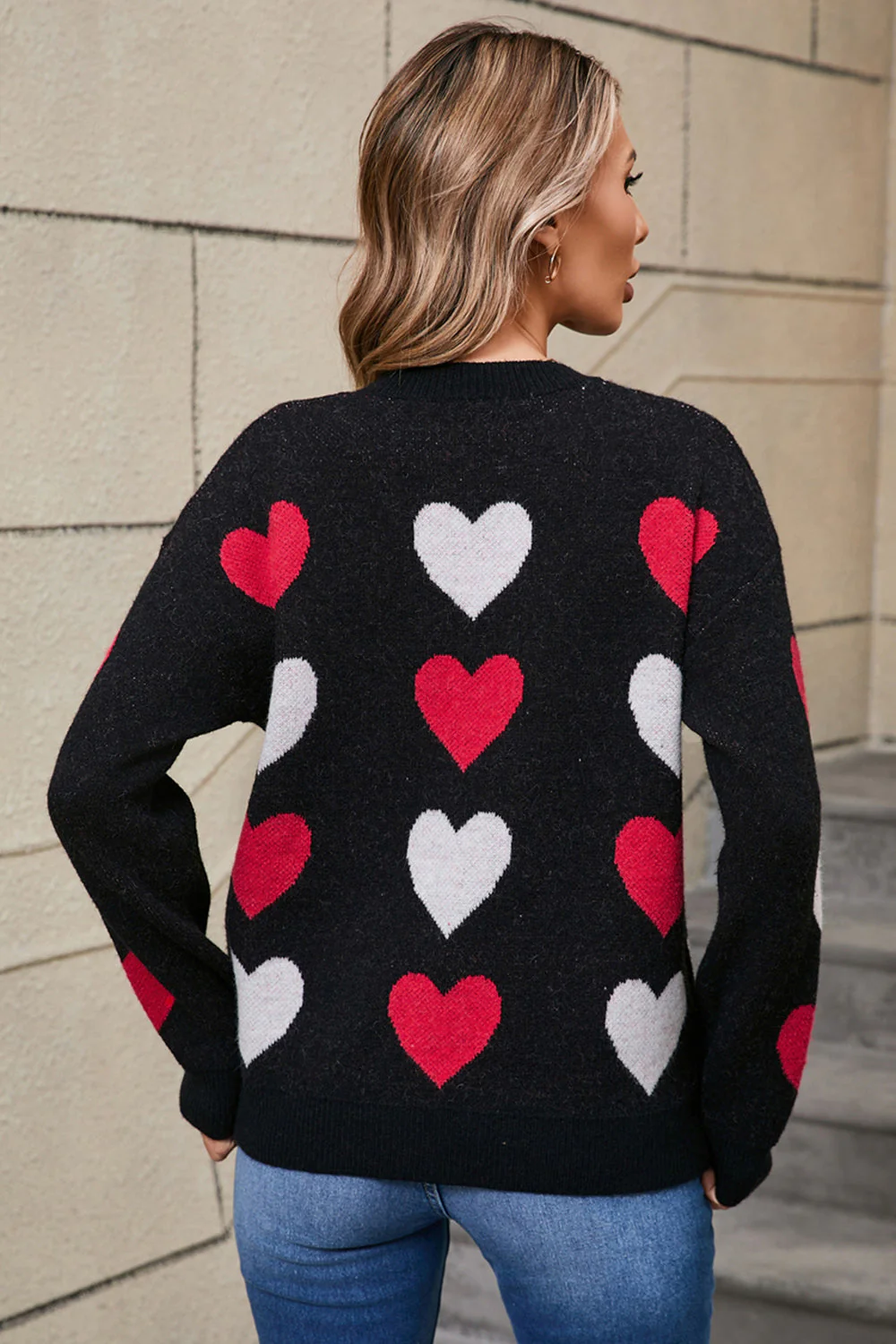 Tabea | Heart-shaped, long-sleeved crew neck sweater - Image 9
