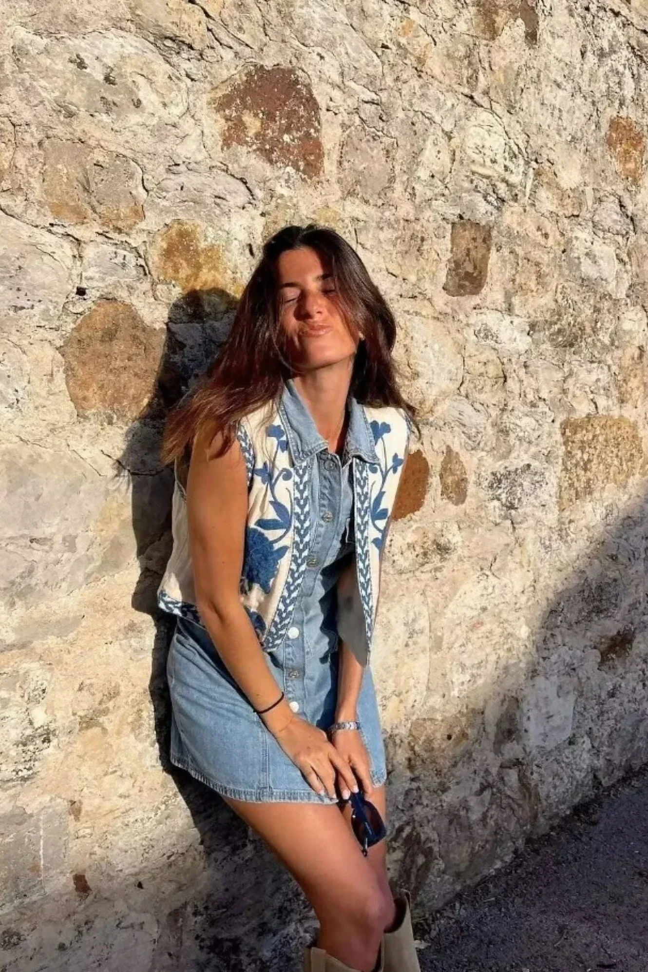 Tamara® | Blue Vest - Image 2