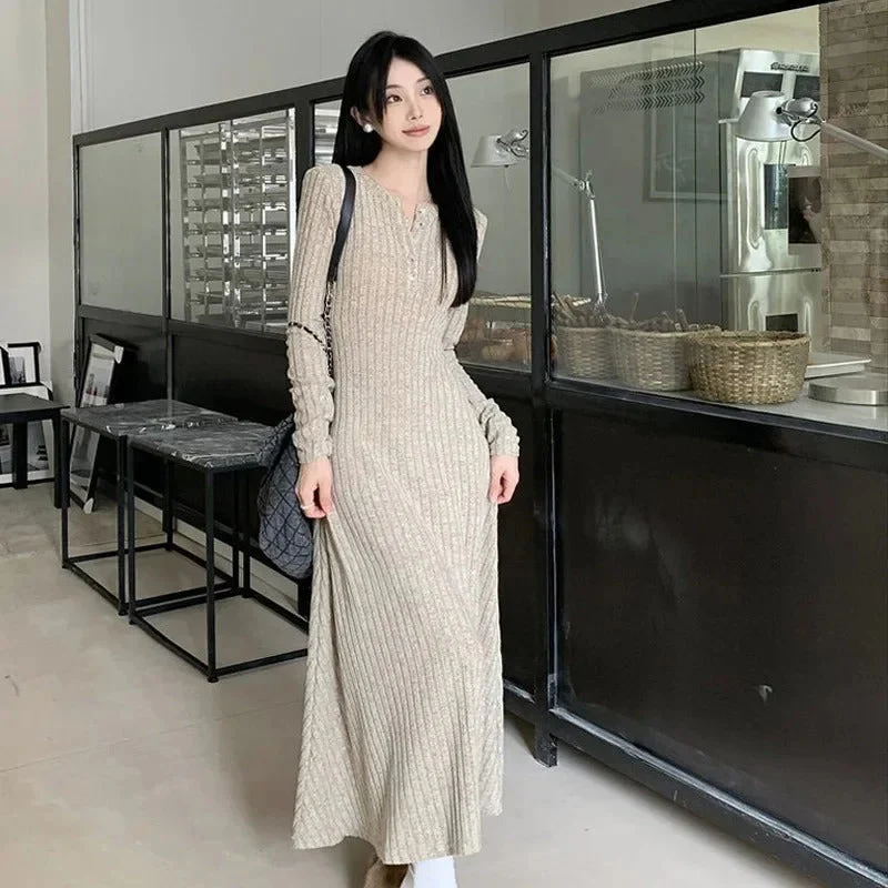Teresa® | Elegant vintage knit dress for women - Image 3