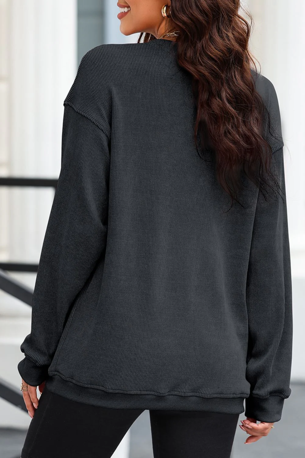 Teresa | Glittery long-sleeved Ghost crewneck sweatshirt - Image 8
