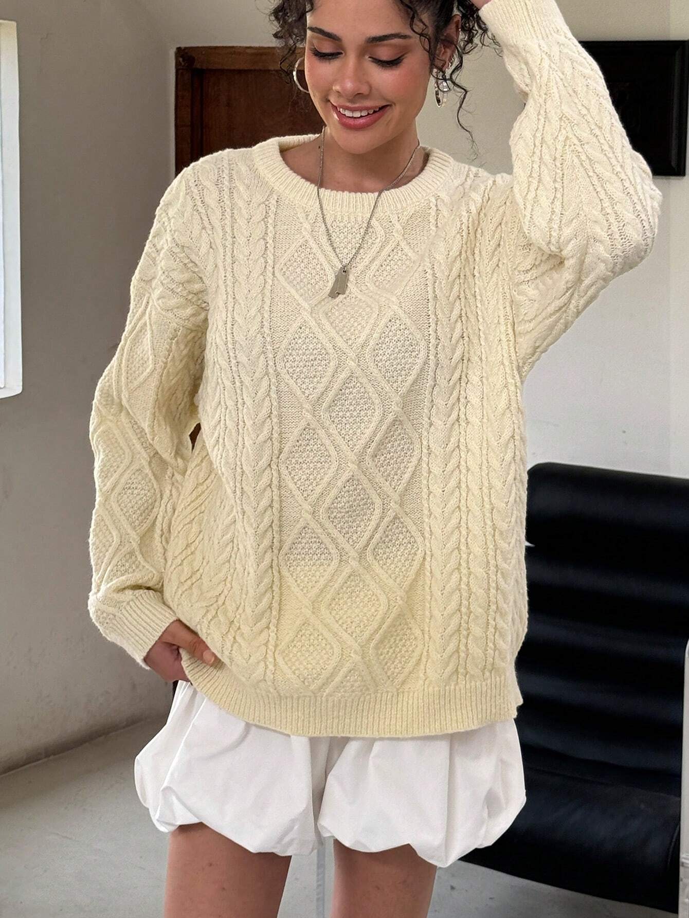 Ursula | Women's sweater with a loose crew neck - Image 7