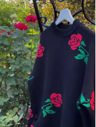 Valeria | Pretty floral print sweater - Image 4