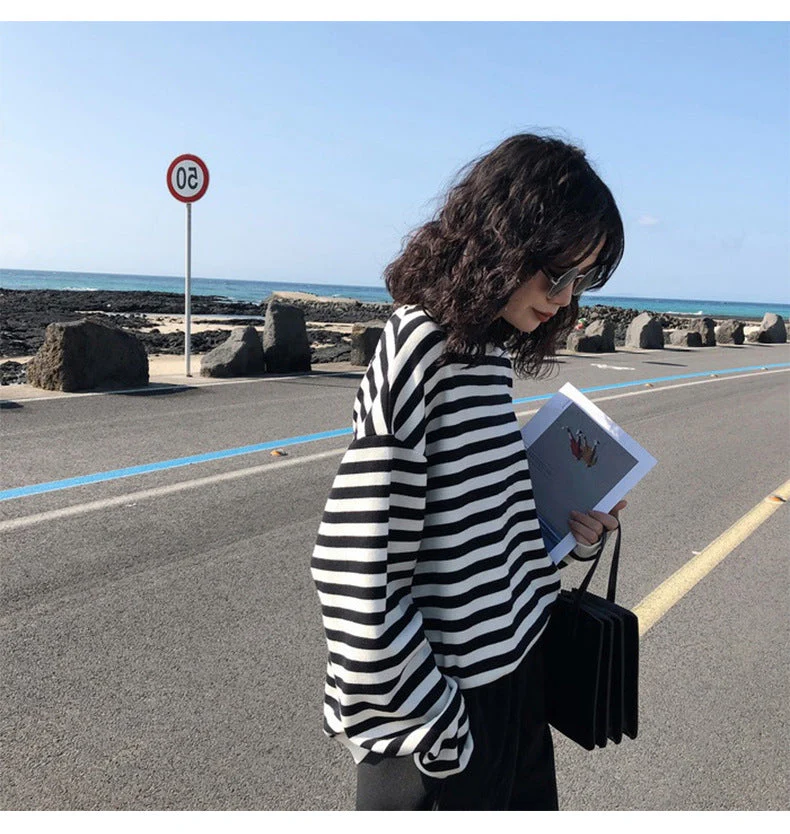 Vanessa | Retro striped long sleeve blouse - Image 2