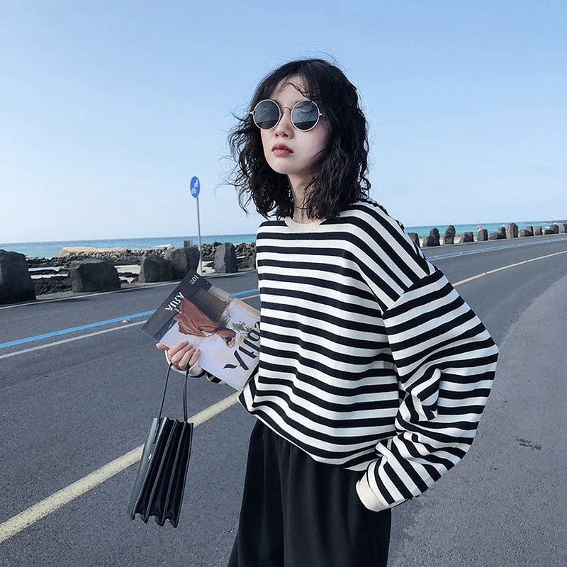 Vanessa | Retro striped long sleeve blouse - Image 5