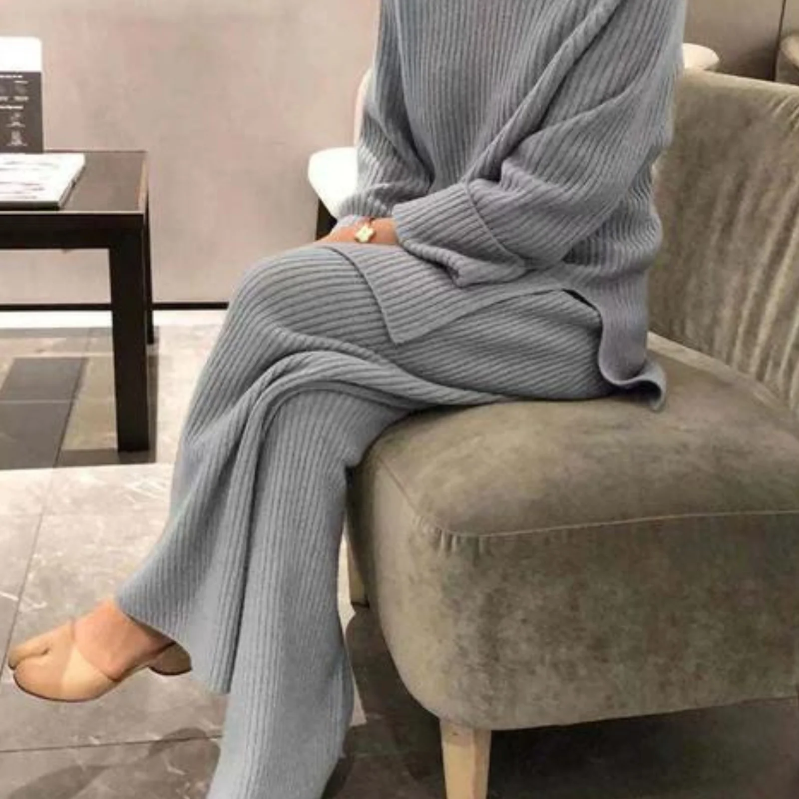 Verónica | Casual set consisting of a knitted sweater and trousers