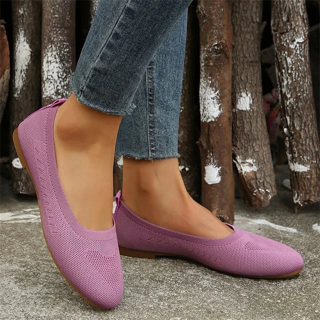 Victoria® | Hyacinth Women'S Flat-Cut Shoes - Image 2