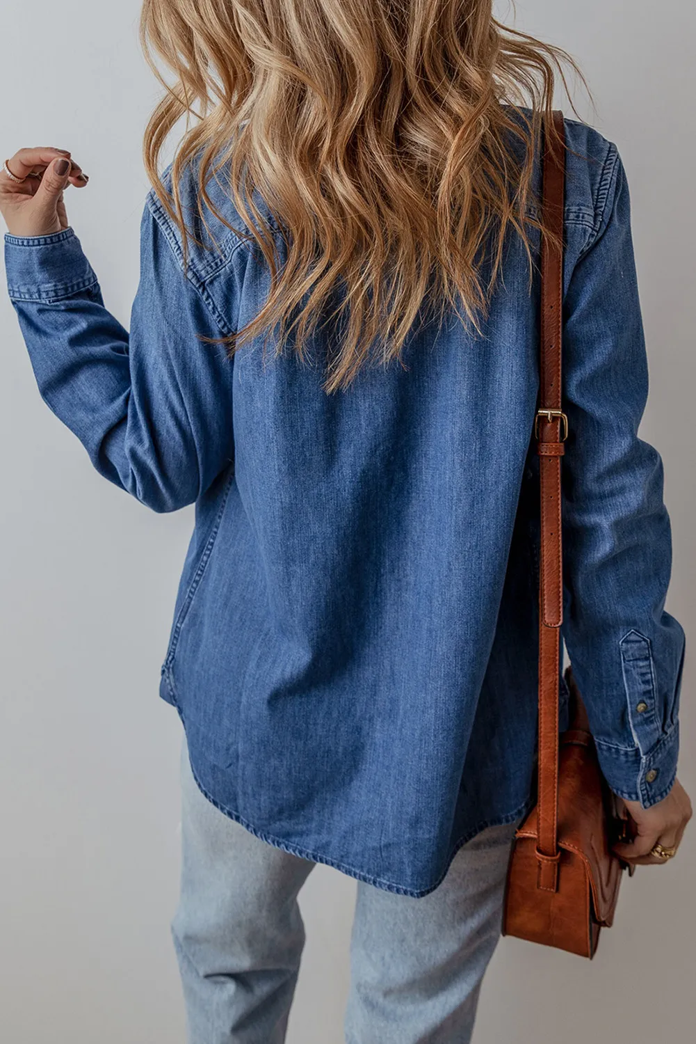 Viviana | Buttoned, long-sleeved denim jacket - Image 3