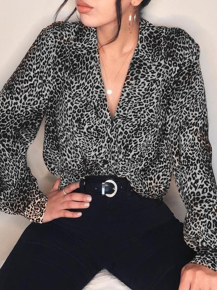 Xaviera| Relaxed and stylish winter blouse - Image 15