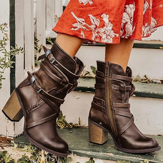 Yadira | Comfortable and stylish orthopedic boots - Image 2