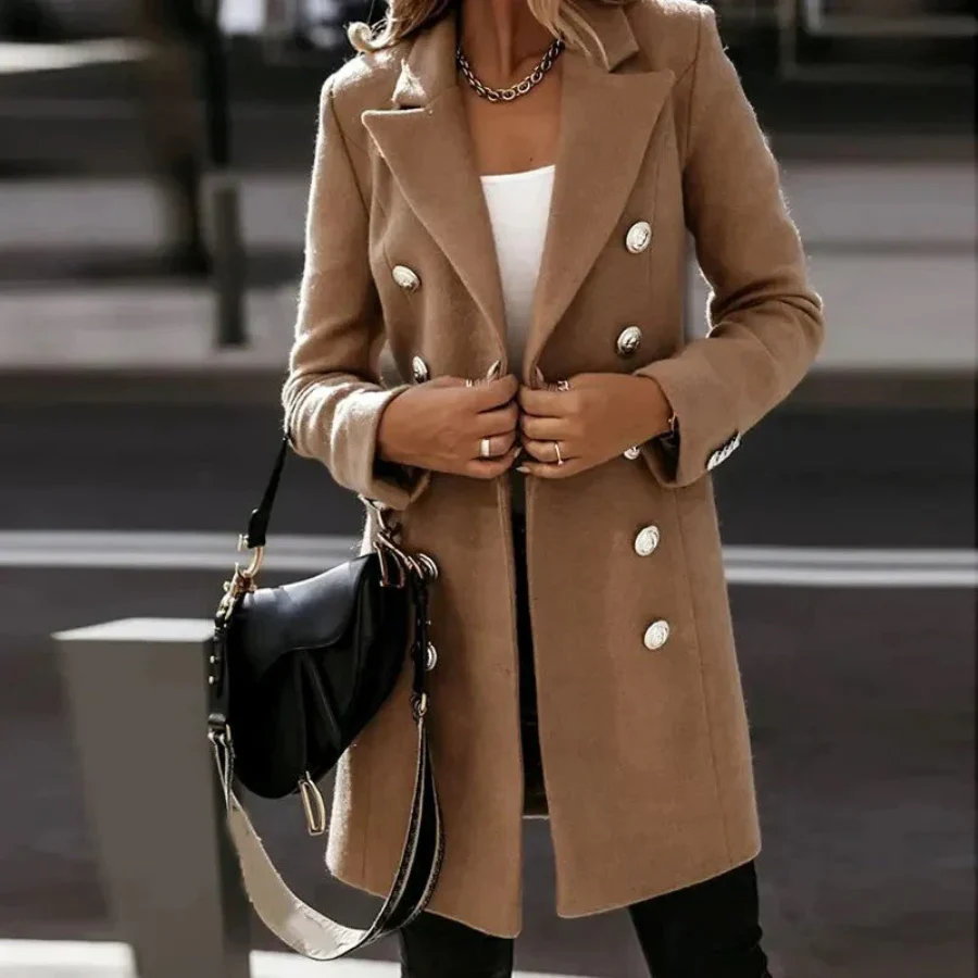 Yadira | Modern and fashionable winter clothing item - Image 3