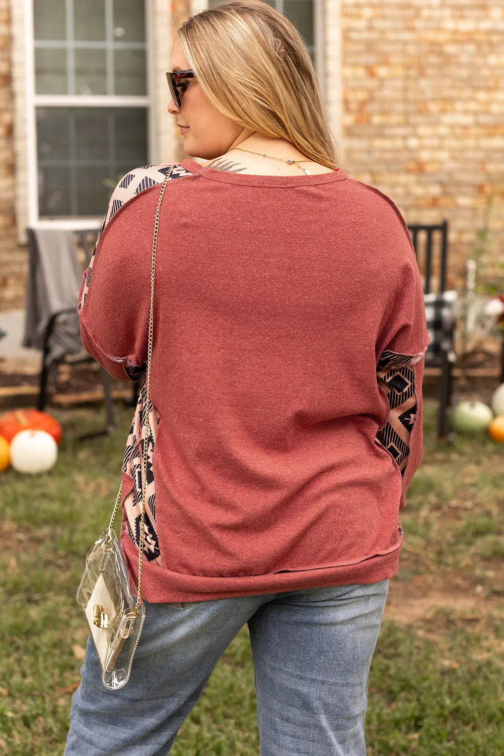 Yvonne | Oversized long sleeve geometric crew neck sweatshirt - Image 4