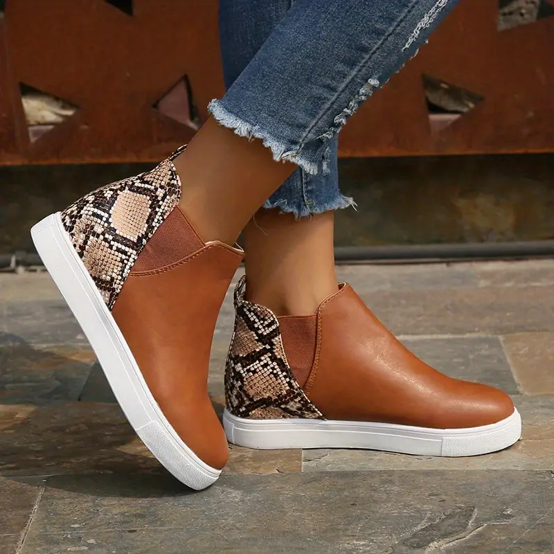 Zahira | Lightweight, supportive orthopedic boots. - Image 6