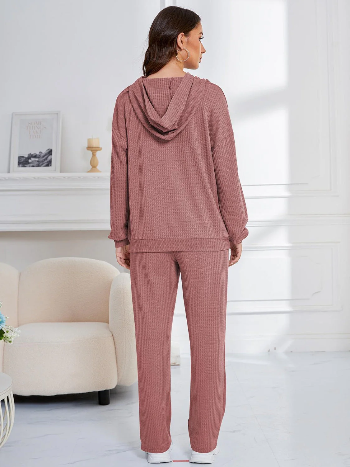 Zahira | Long-sleeved hoodie and drop-shoulder trousers set - Image 12