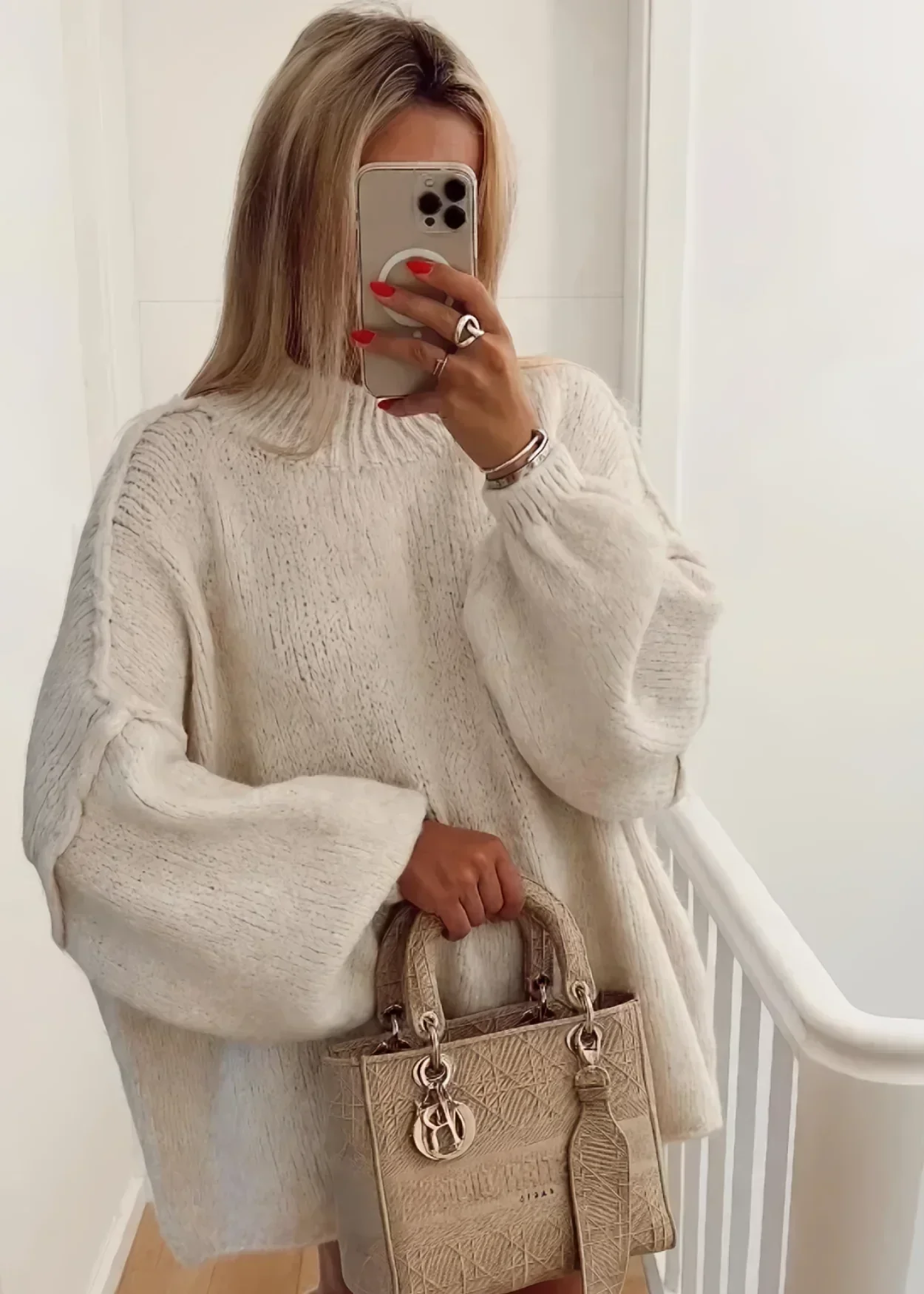 Zenaida | Modern and comfortable winter sweater - Image 2