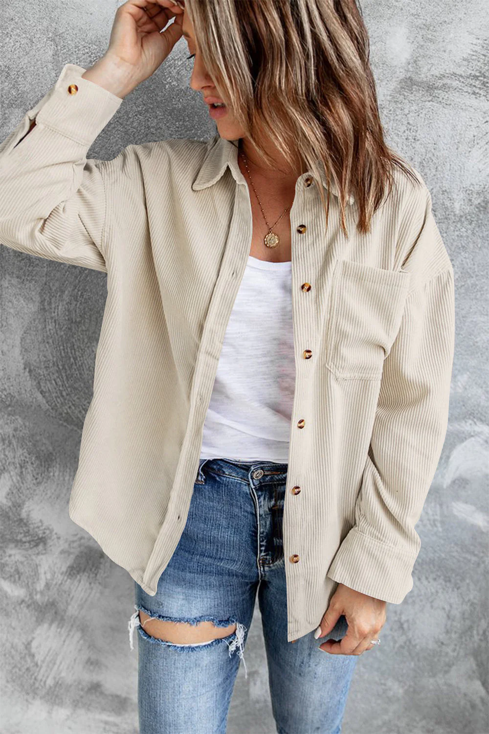 Zuleyka | Buttoned, drop shoulder jacket with collar and collar - Image 2