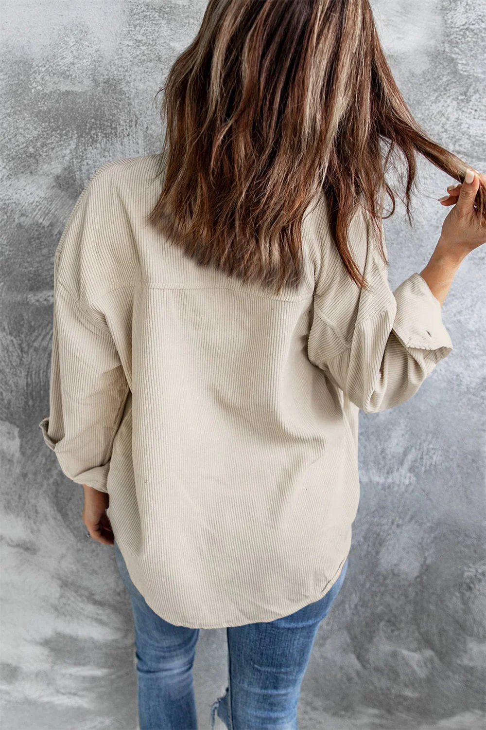 Zuleyka | Buttoned, drop shoulder jacket with collar and collar - Image 3